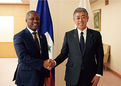 Japan-Haiti Foreign Ministers' Meeting (December 13, Tokyo)