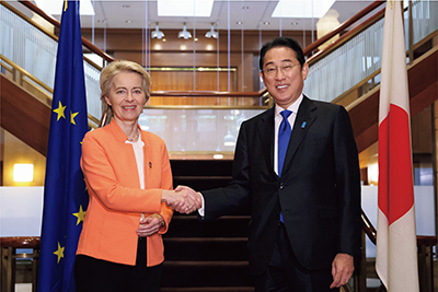Meeting between Prime Minister Kishida and President of the European Commission von der Leyen (September 23, New York, U.S.; Photo: Official Website of the Prime Minister of Japan and His Cabinet)