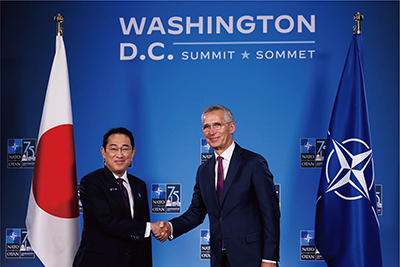Joint Press Occasion between Prime Minister Kishida and NATO Secretary General Stoltenberg at the NATO Summit (July 11, Washington, D.C., U.S.; Photo: Official Website of the Prime Minister of Japan and His Cabinet)