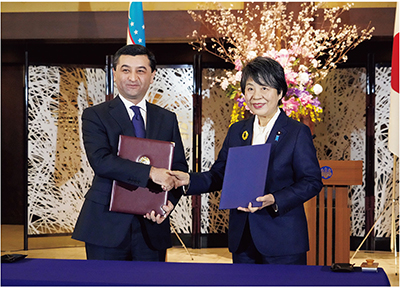 Japan-Uzbekistan Foreign Ministers' Meeting (March 8, Tokyo)