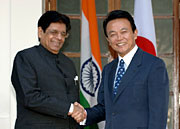 Foreign Minister Aso and External Affairs Minister Ahamed