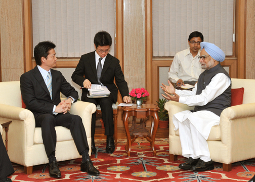 (Photo)Courtesy Call on His Excellency Dr. Manmohan Singh, Prime Minister of India