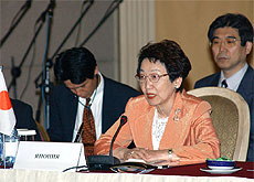 photo(Foreign Minister Yoriko Kawaguchi)