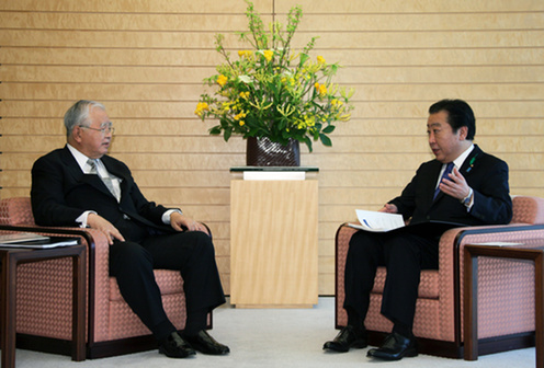 (Photo)Courtesy Call on Prime Minister Yoshihiko Noda by a Co-Chairman of the EU-Japan Business Round Table (BRT)-2