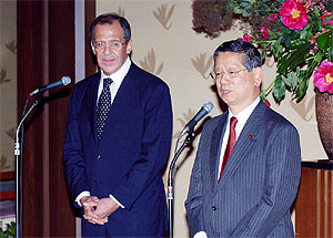 Foreign Minister Lavrov and Foreign Minister Machimura