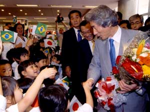 Welcomed by Children of Japanese Descent