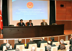 (Photo) Speech by Mr. Katsuya Okada, Minister of Foreign Affairs, at the Turkey Ministry of Foreign Affairs Ambassadors' Meeting
