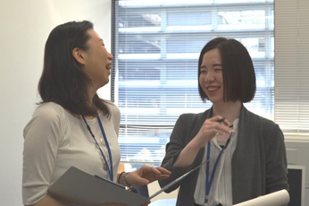 (写真3)欧州局西欧課所属 池村 七海さん