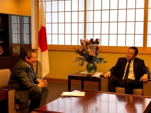 ヤヒヤー駐日レバノン大使の鈴木外務副大臣表敬2